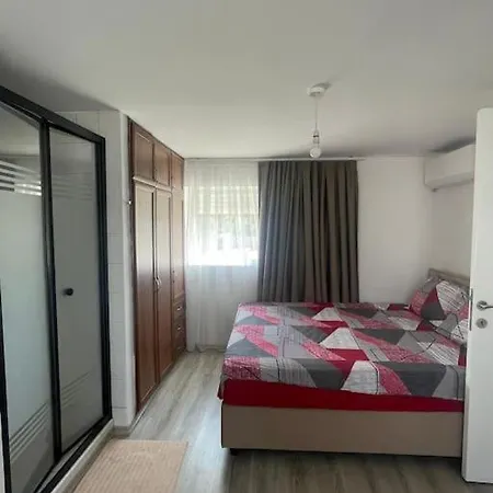 Vakantiehuis Girne Kktc *
