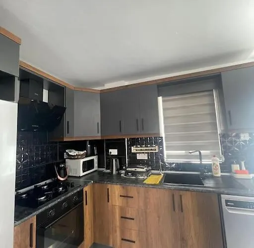 Girne Kktc * Agios Georgios (Kyrenia)